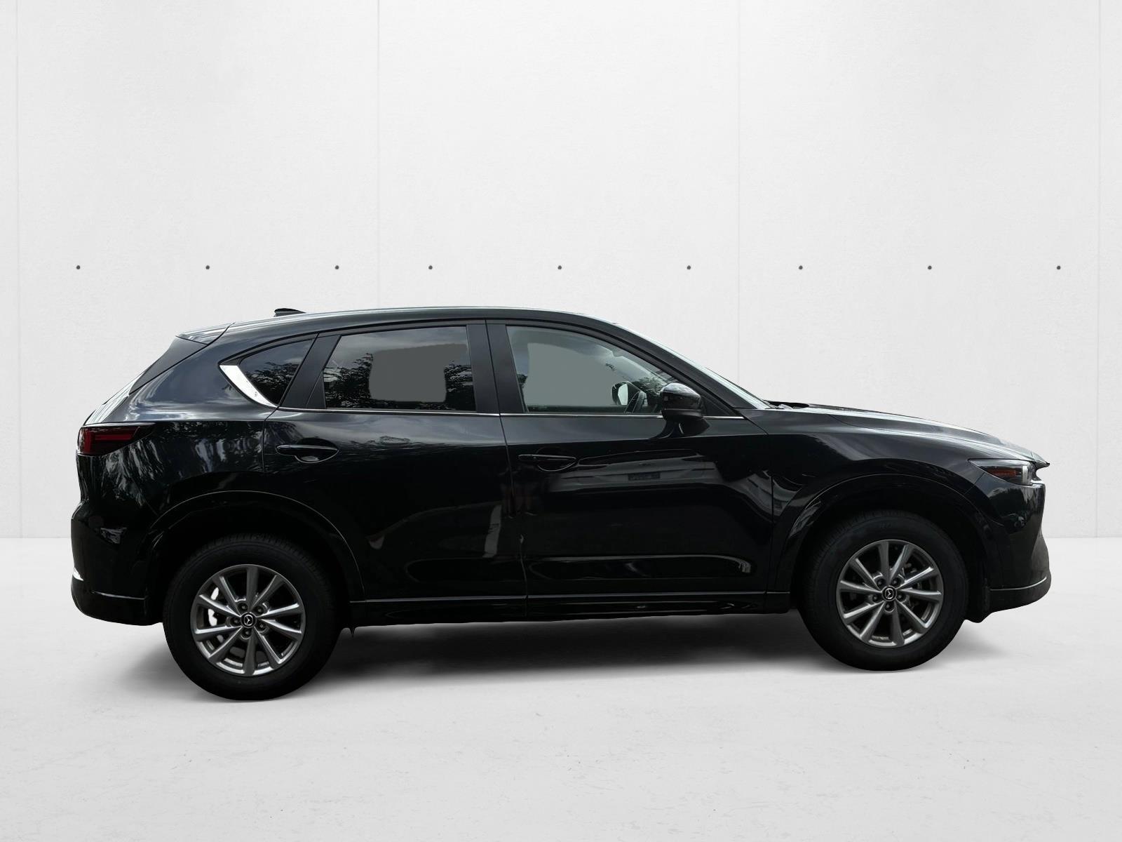 2025 Mazda CX-5 2.5 Select photo 4