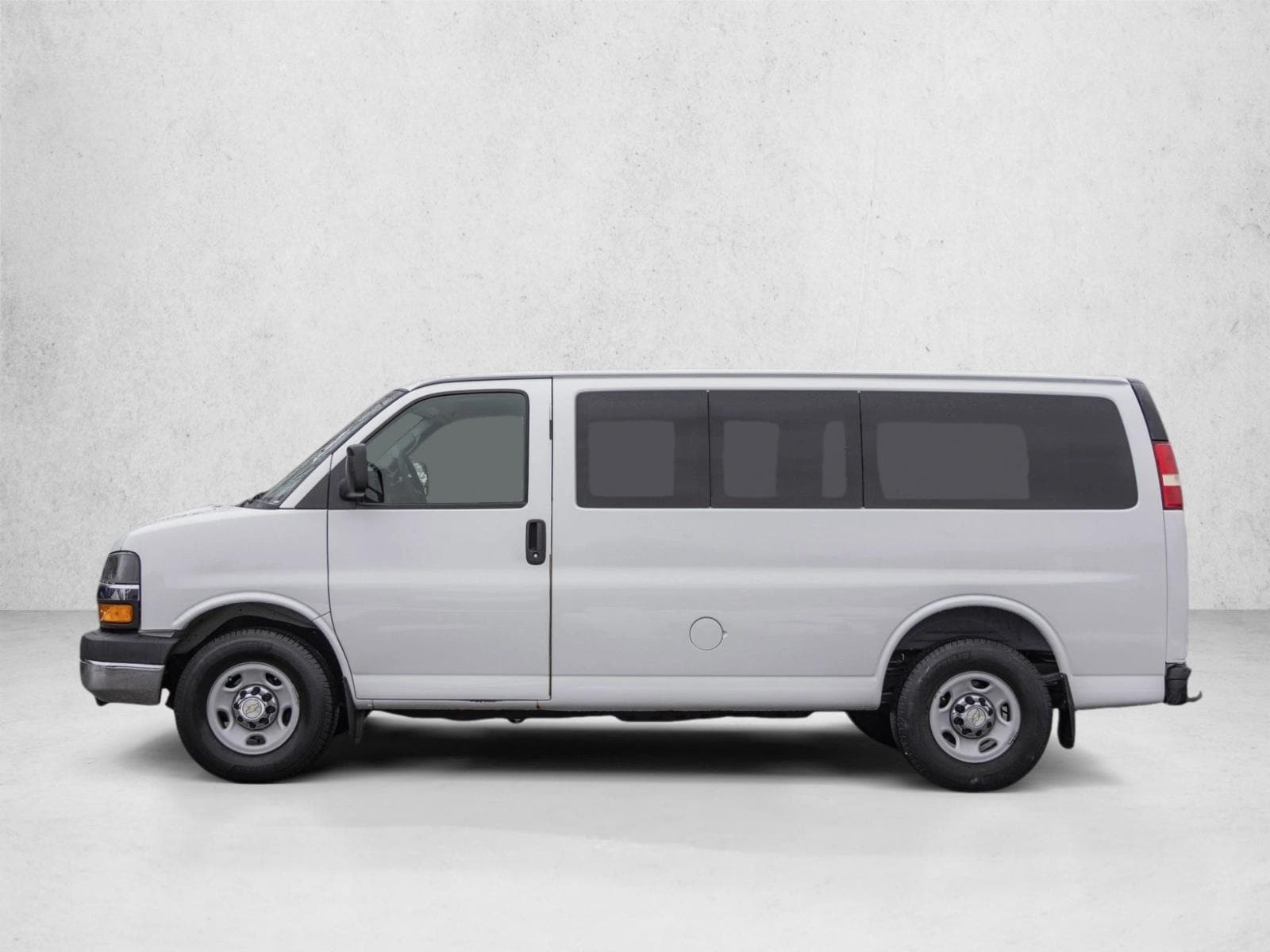 2013 CHEVROLET EXPRESS - Image 8