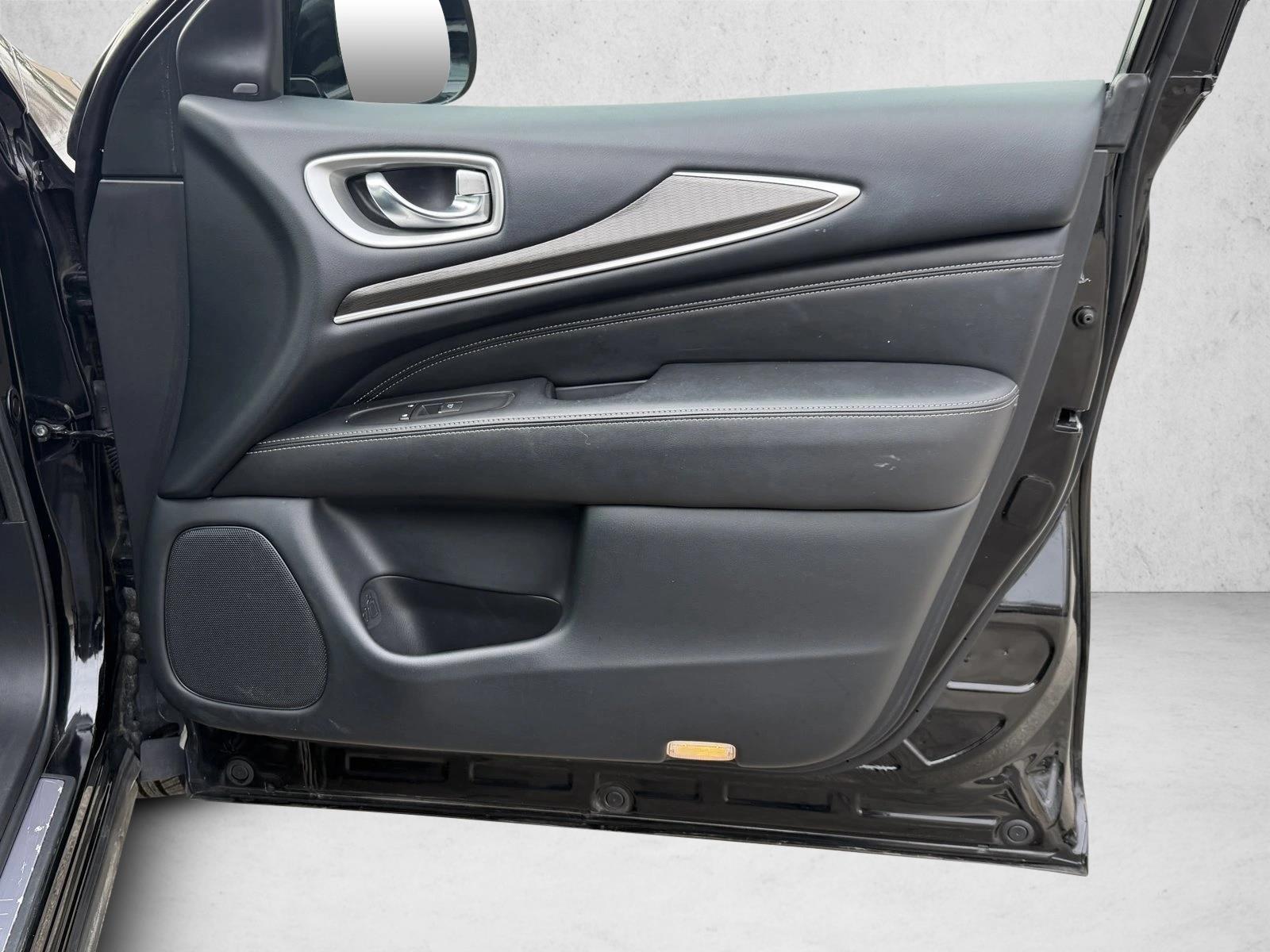 2020 INFINITI QX60 - Image 30