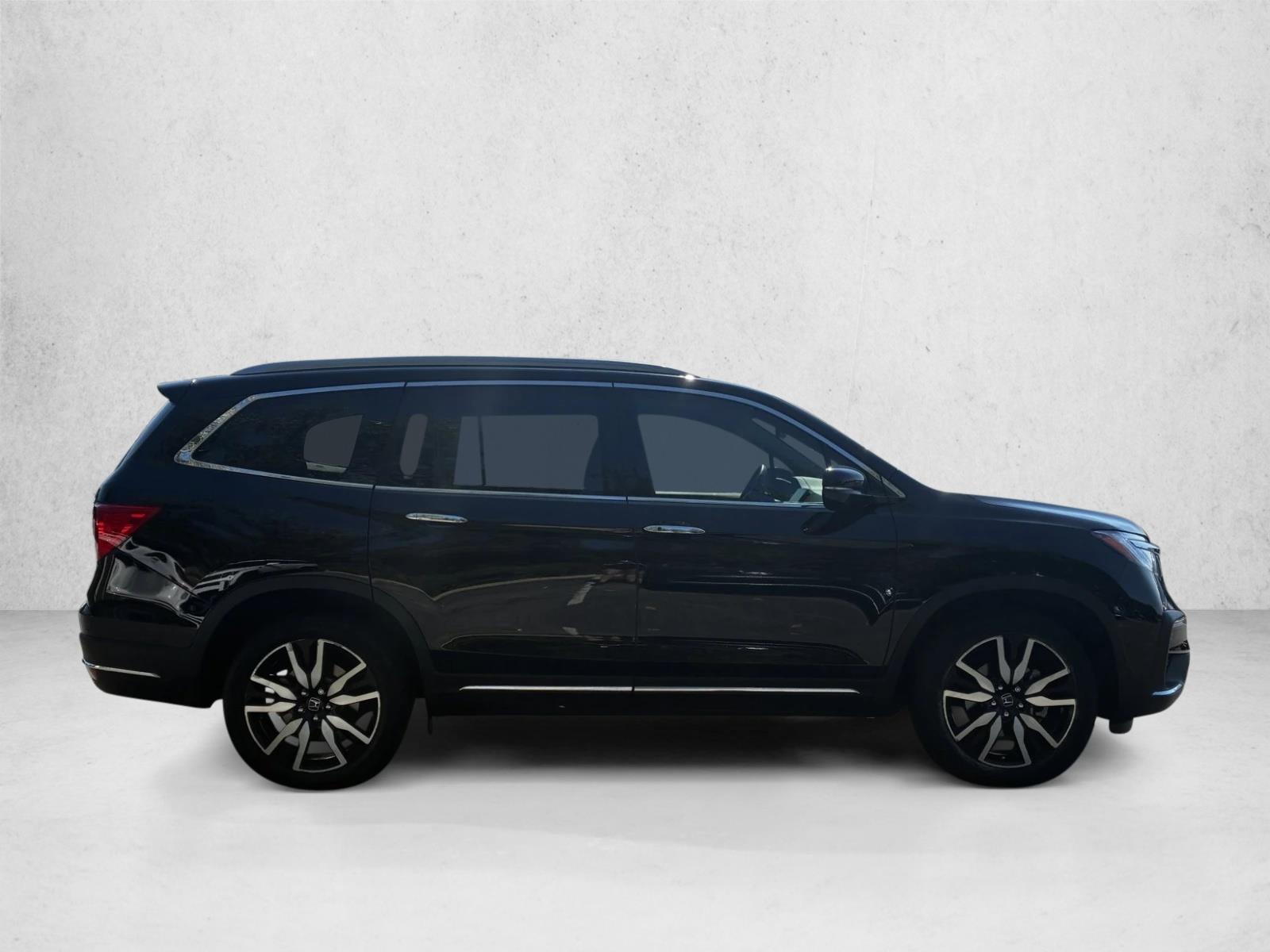 2022 Honda Pilot Touring photo 4