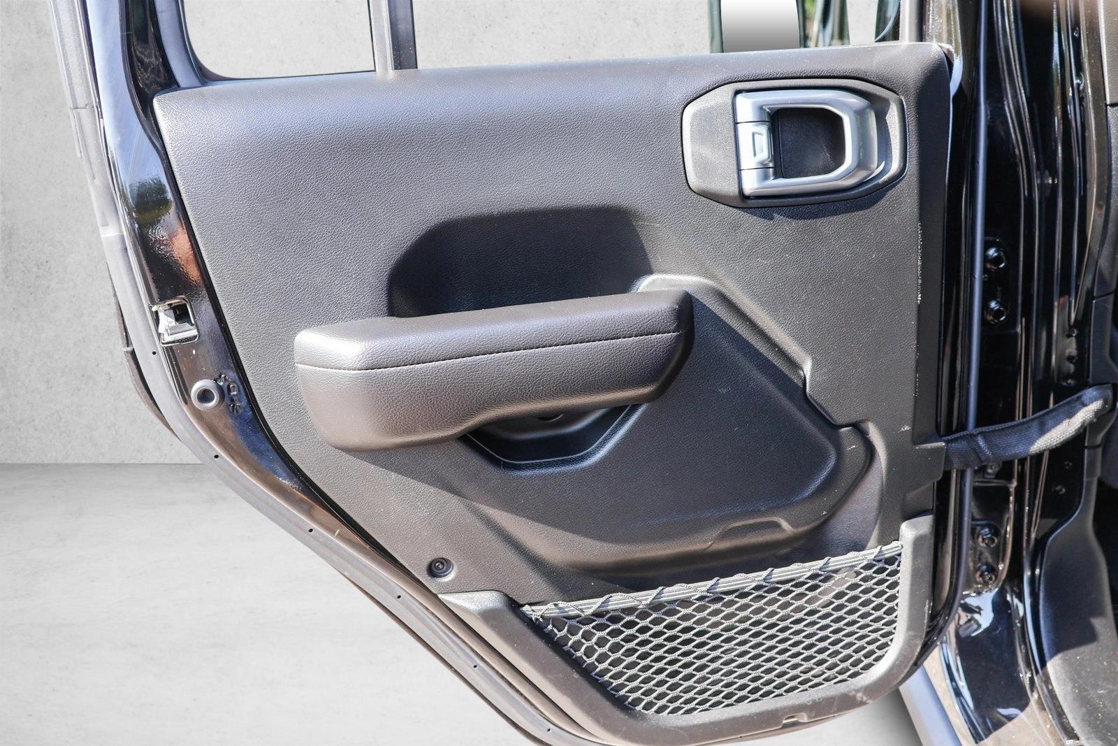 2021 JEEP WRANGLER - Image 22