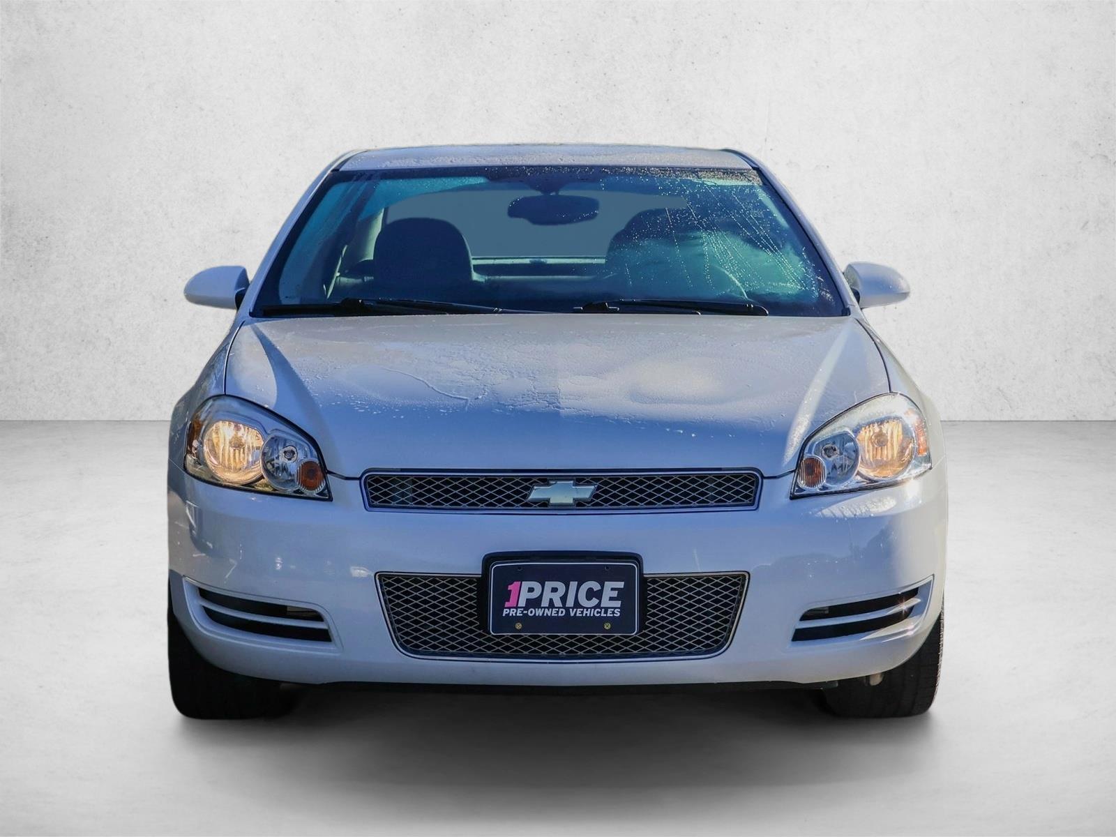 2016 Chevrolet Impala Limited Fleet photo 2