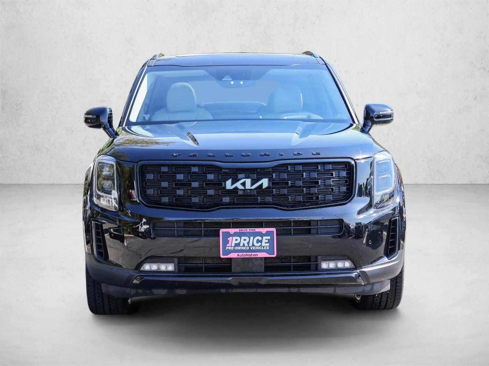 2022 Kia Telluride SX photo 2