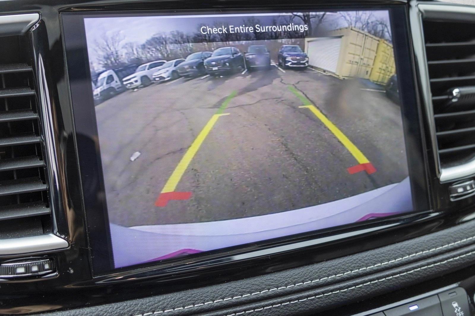 2025 CHRYSLER PACIFICA - Image 19