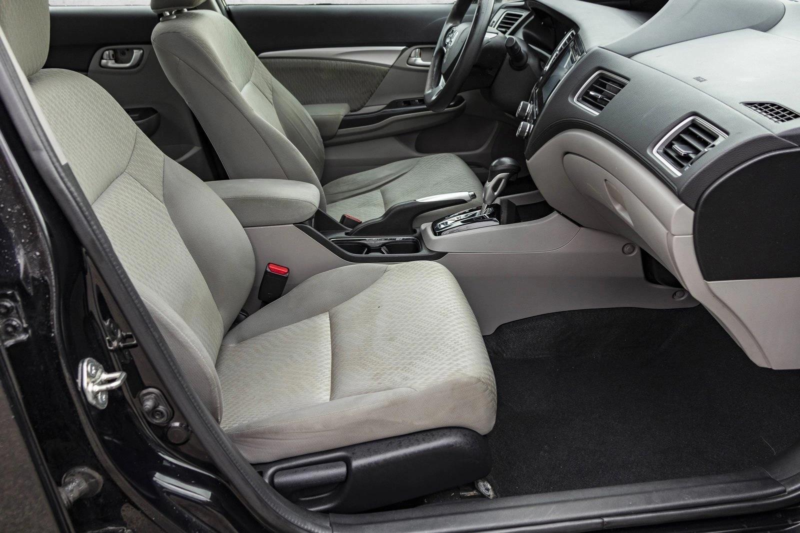 2015 HONDA CIVIC - Image 30