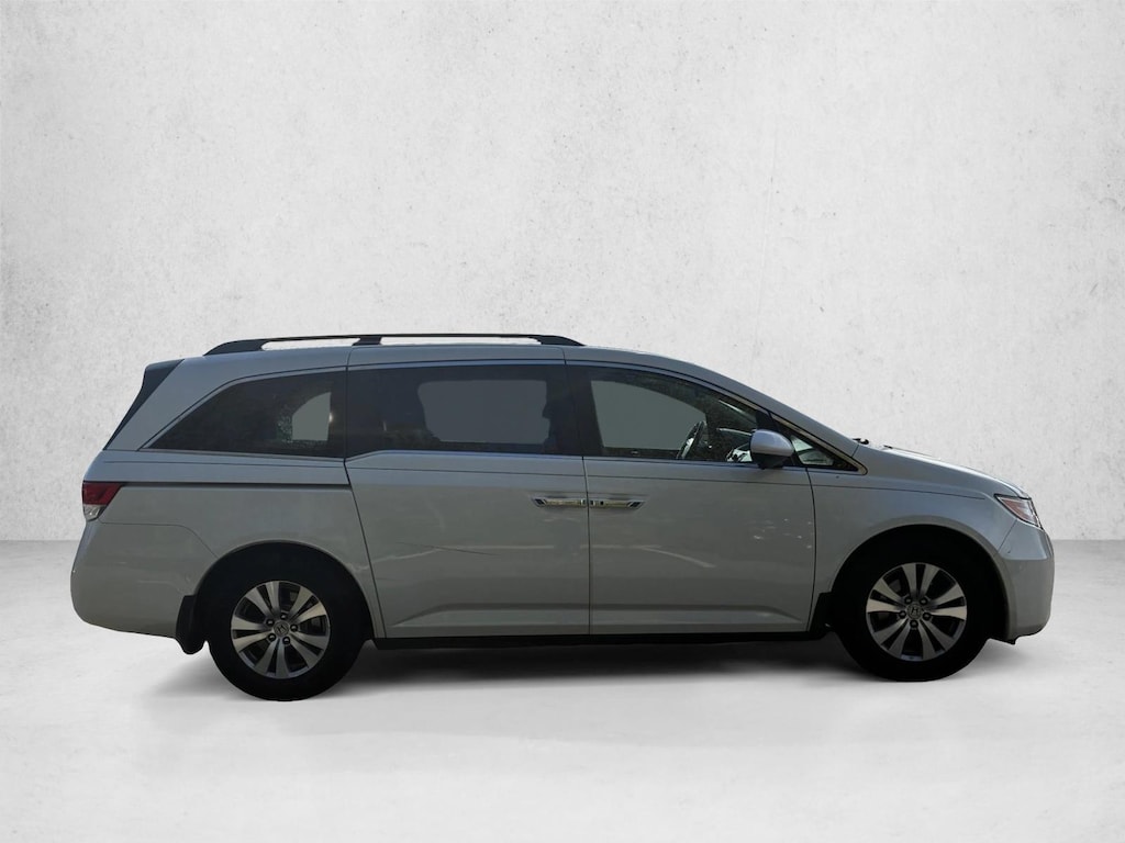 Used 2016 Honda Odyssey EX-L w/Navigation Van Passenger Van