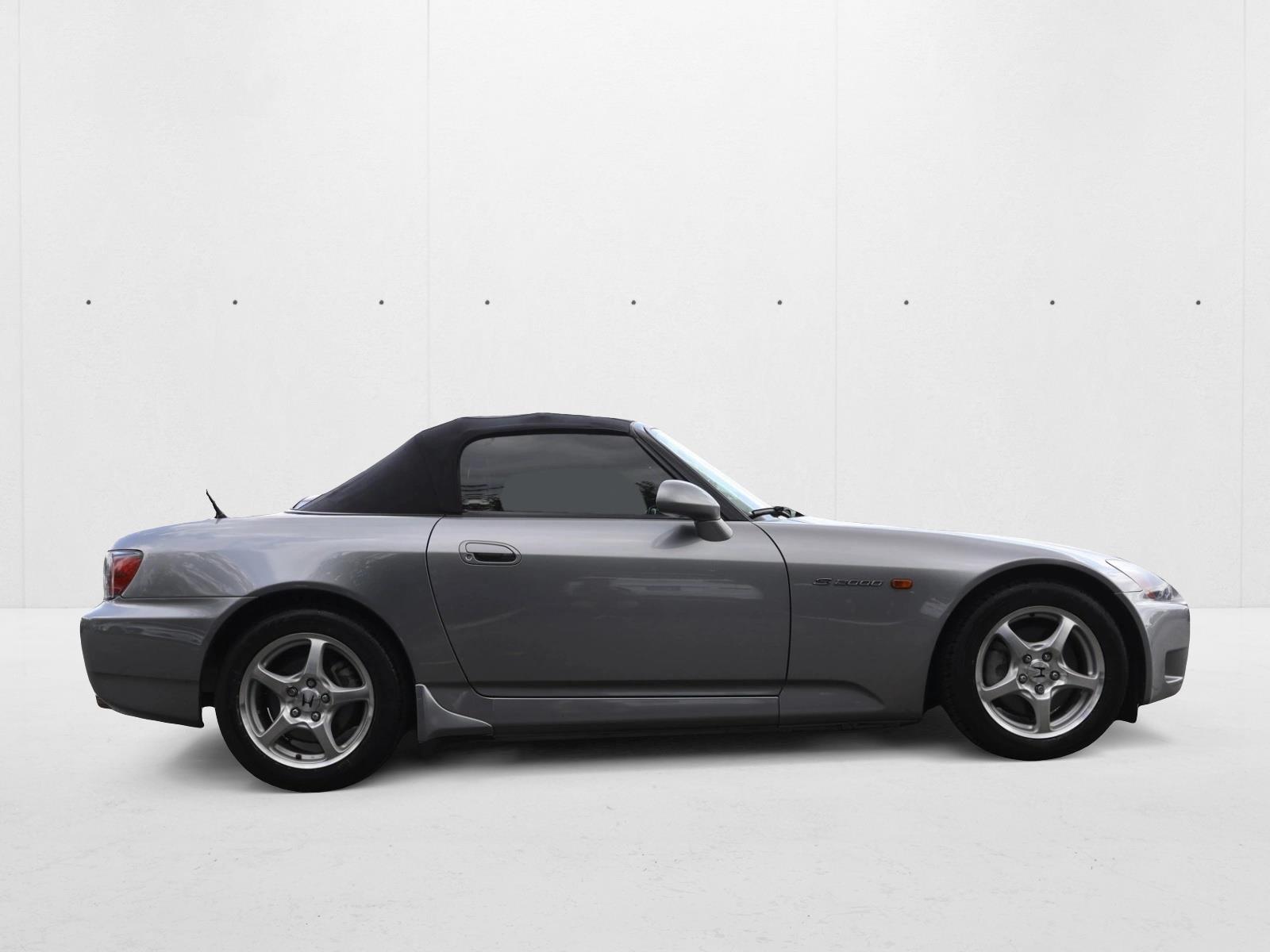2001 Honda S2000 Base photo 4