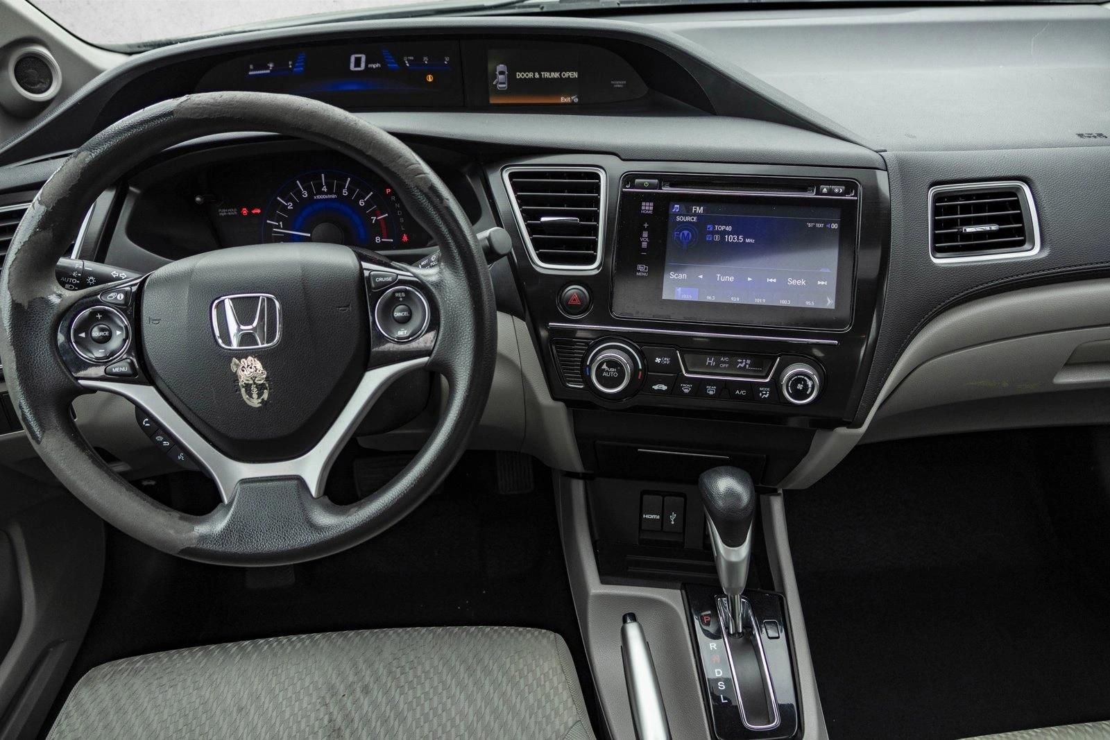 2015 HONDA CIVIC - Image 25