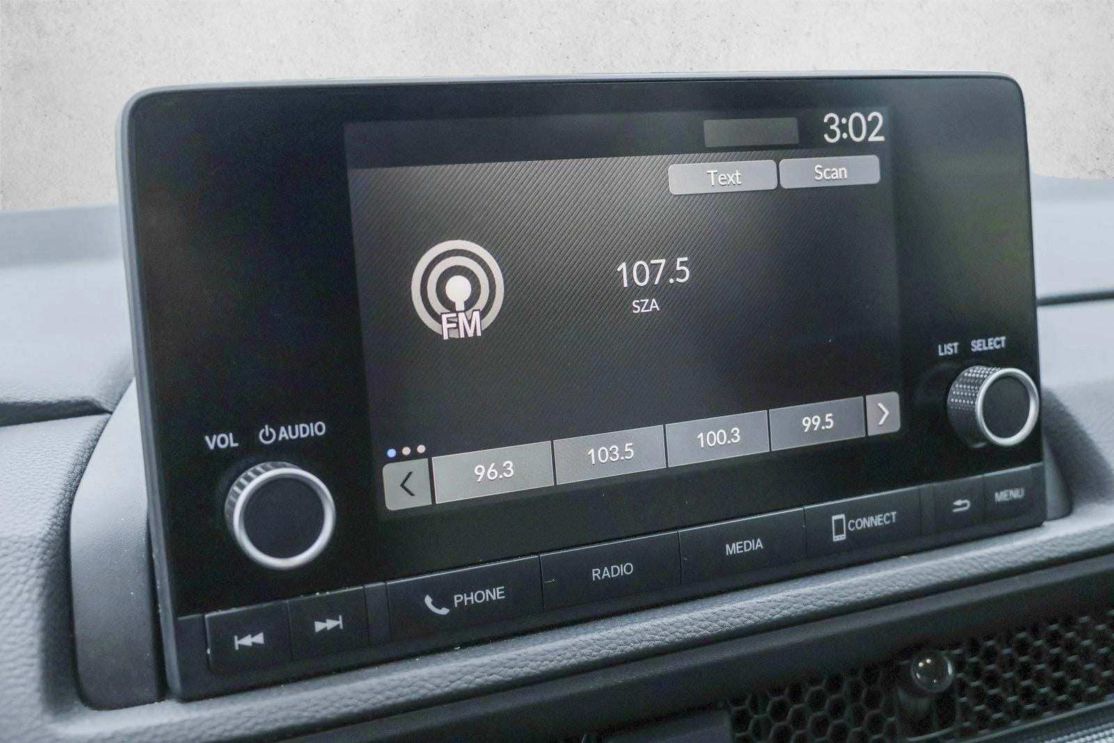 2025 HONDA CR-V - Image 17