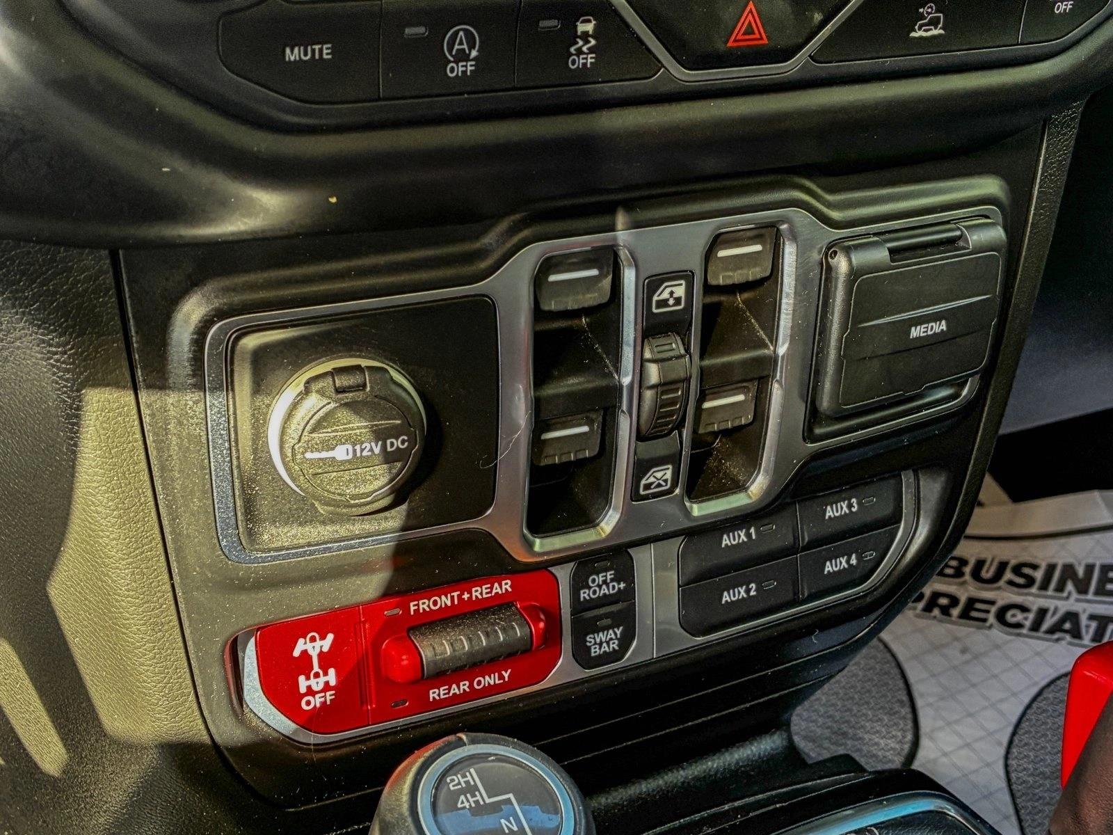 2021 JEEP WRANGLER - Image 21