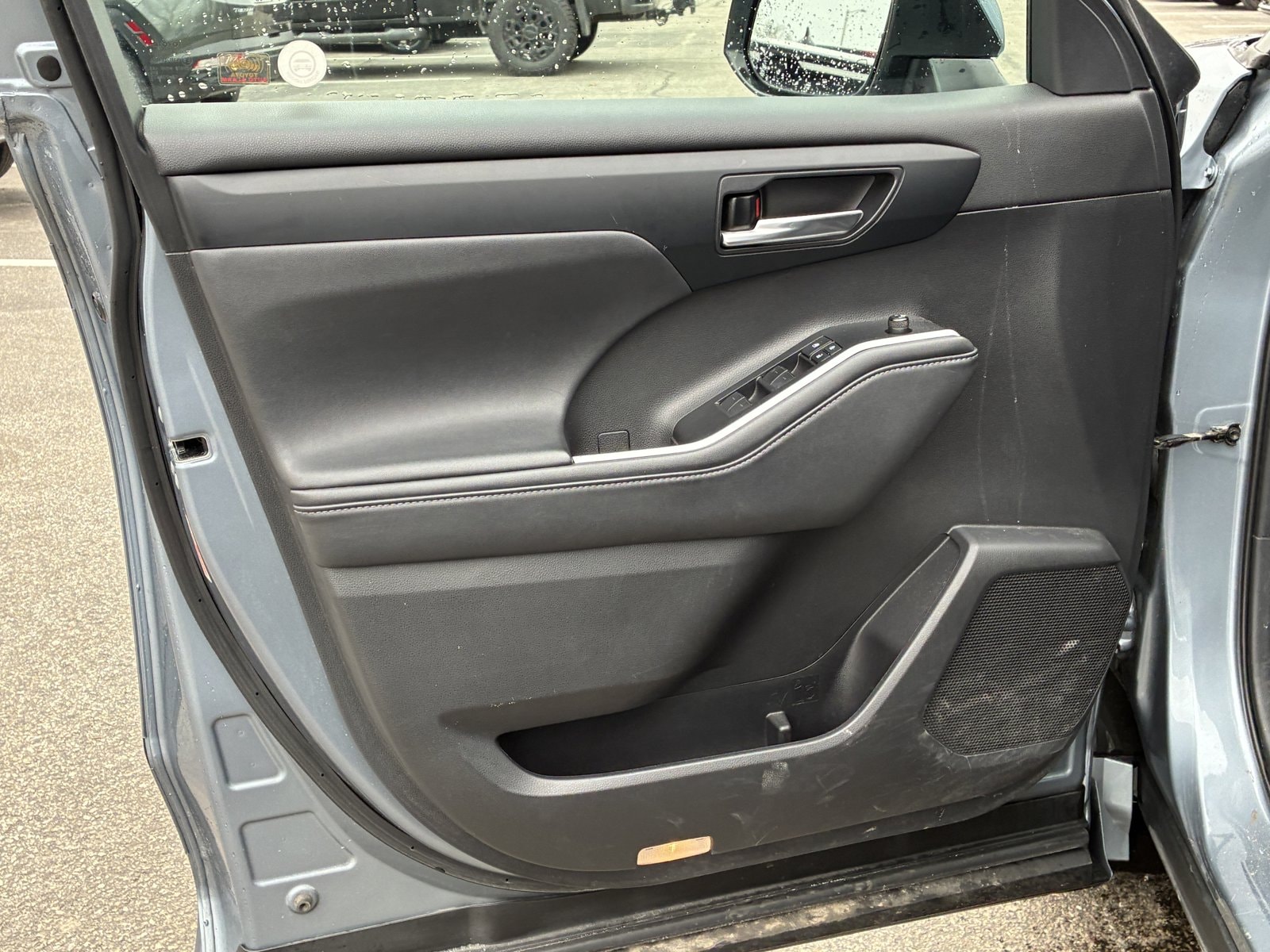 2020 TOYOTA HIGHLANDER - Image 11