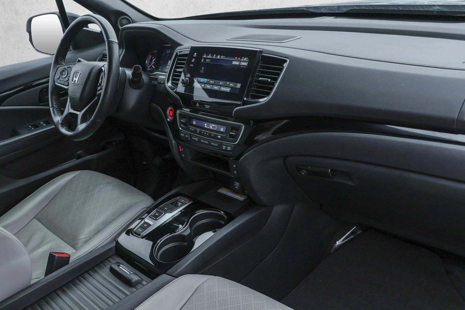 2023 HONDA PASSPORT - Image 29