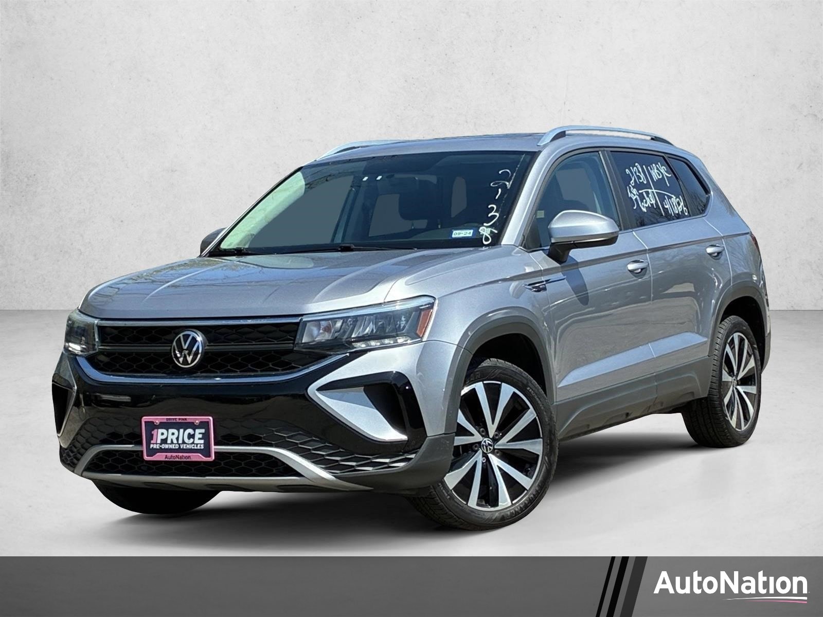 2022 Volkswagen Taos 1.5T SE's photo
