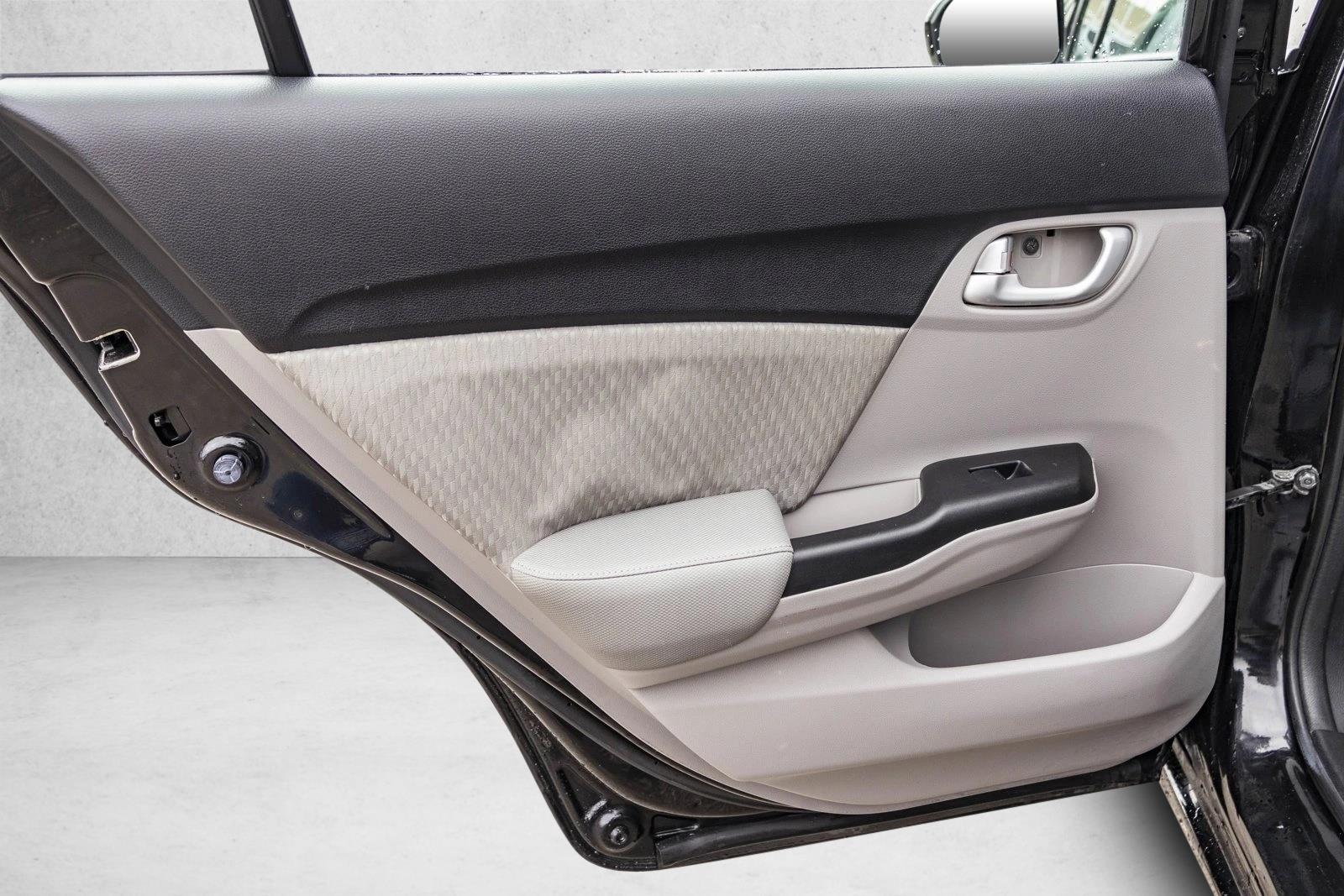 2015 HONDA CIVIC - Image 23