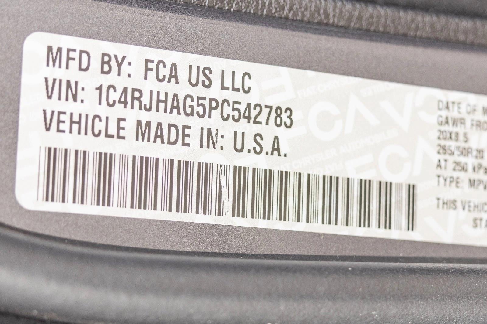 2023 JEEP GRAND CHEROKEE - Image 30