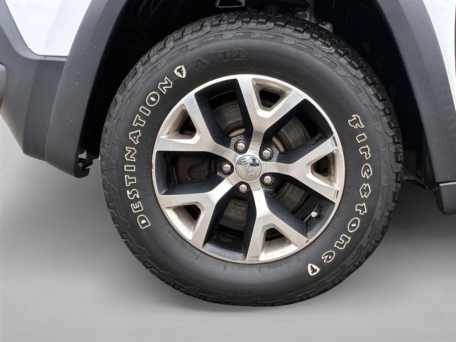 2017 JEEP CHEROKEE - Image 9