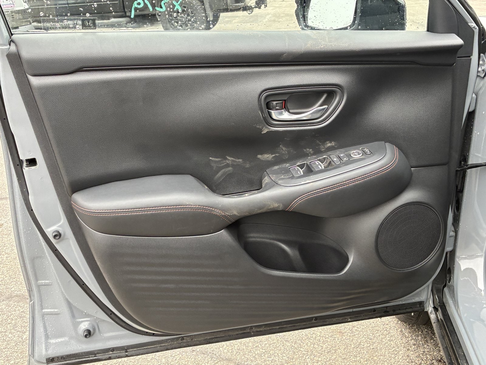 2025 HONDA HR-V - Image 11