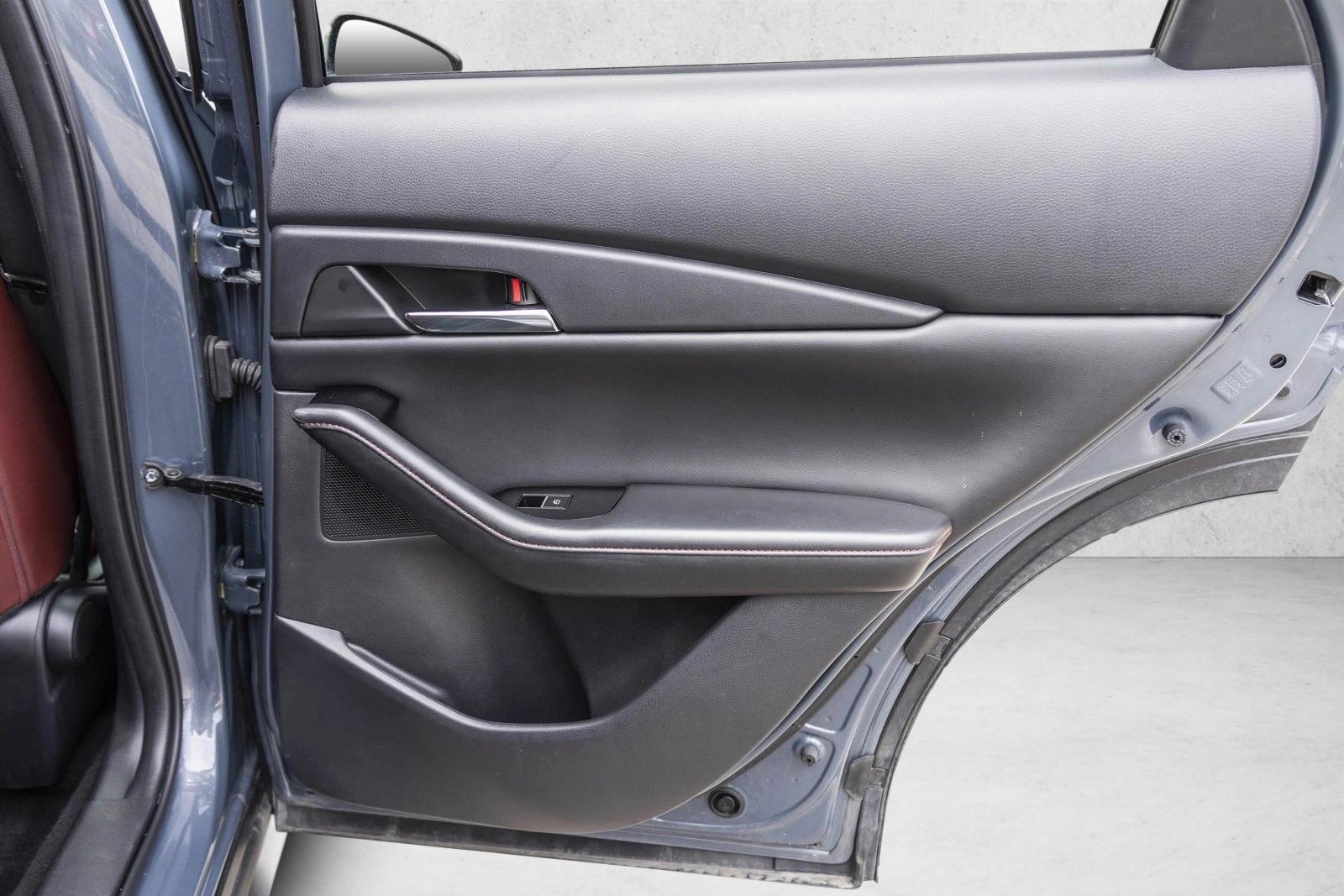 2025 MAZDA CX-30 - Image 27