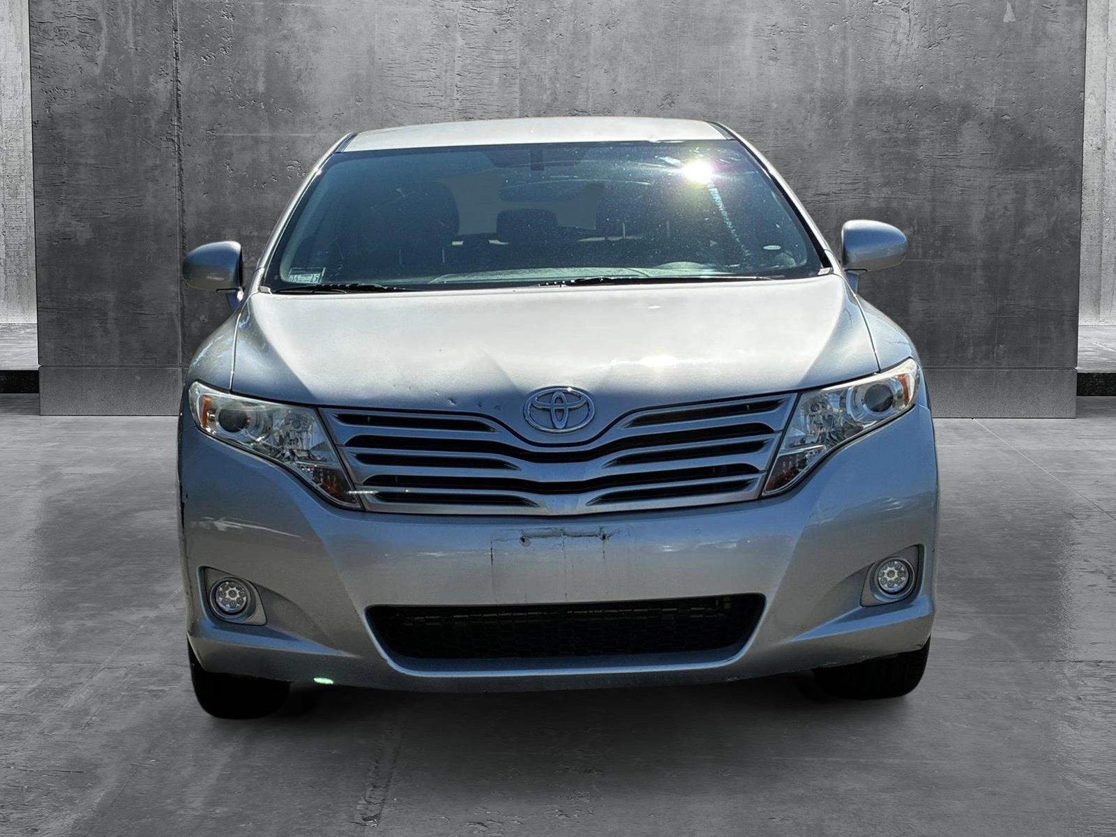 2011 Toyota Venza Base photo 2