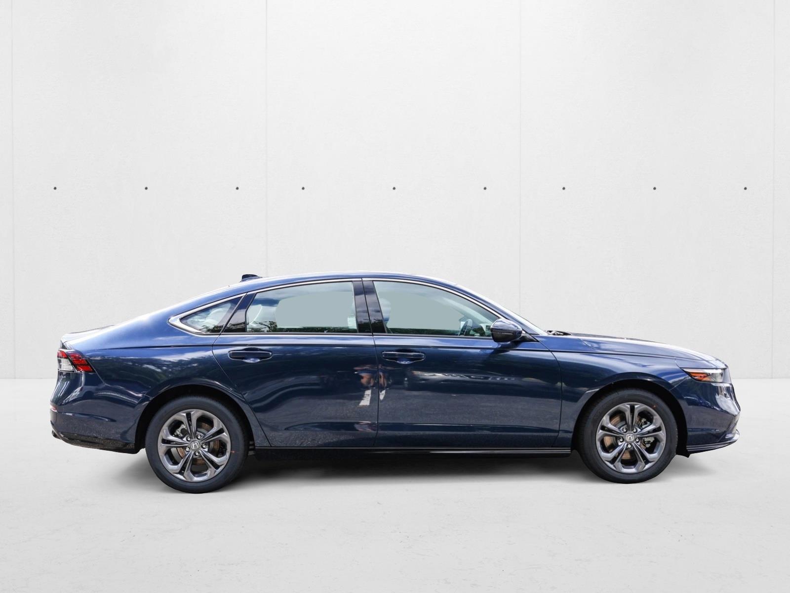 2025 Honda Accord Hybrid EX-L photo 4