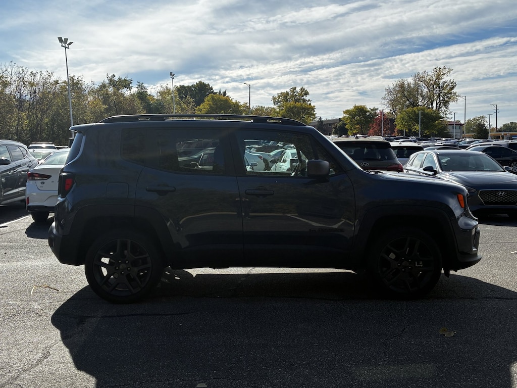 Used 2021 Jeep Renegade Latitude SUV