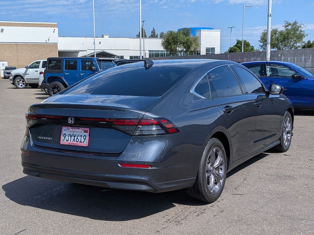Used 2024 Honda Accord EX Sedan