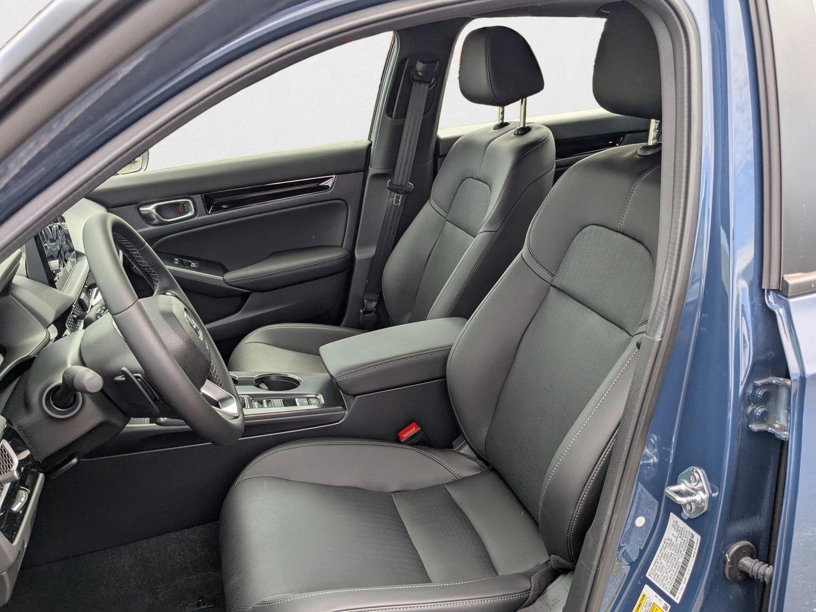 2025 Honda Civic Hybrid Sport Touring photo 4