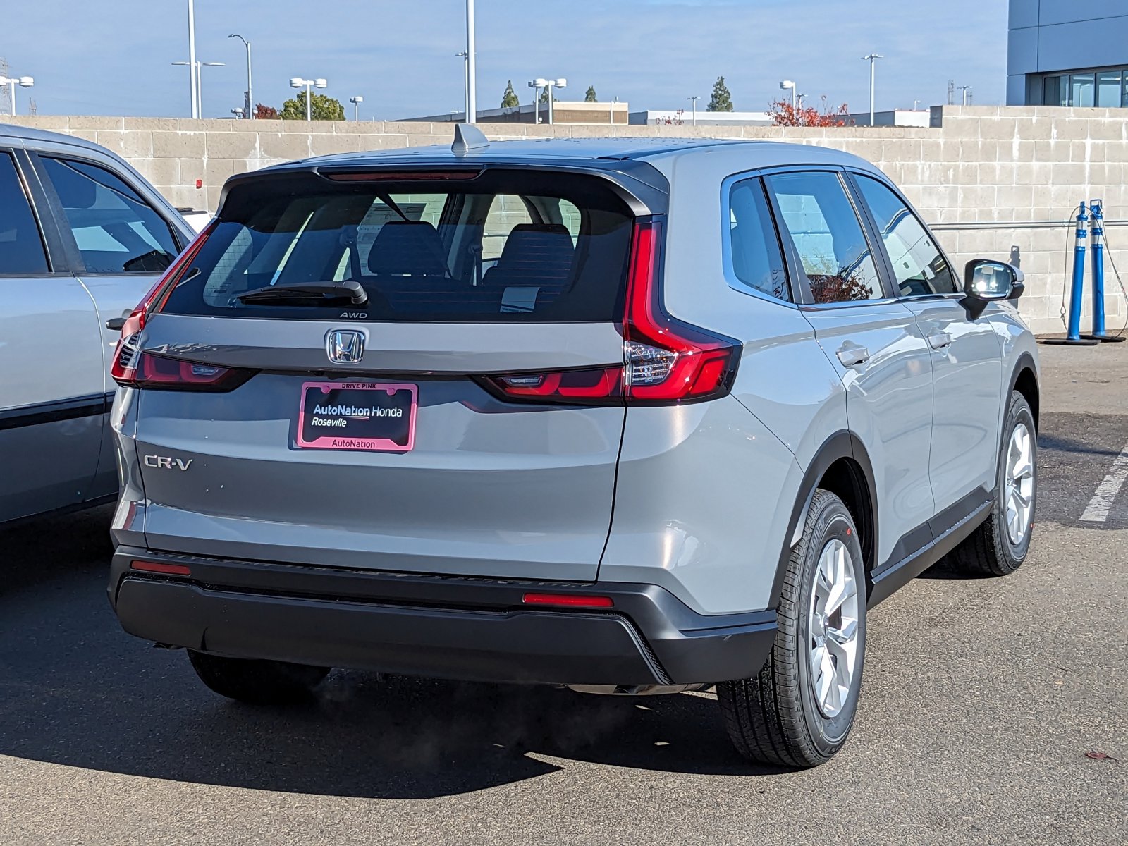 Used 2024 Honda CR-V LX with VIN 2HKRS4H21RH432823 for sale in Roseville, CA