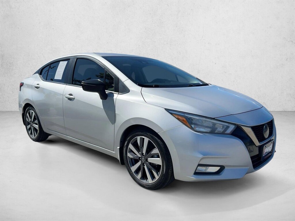 Used 2020 Nissan Versa 1.6 SR Sedan