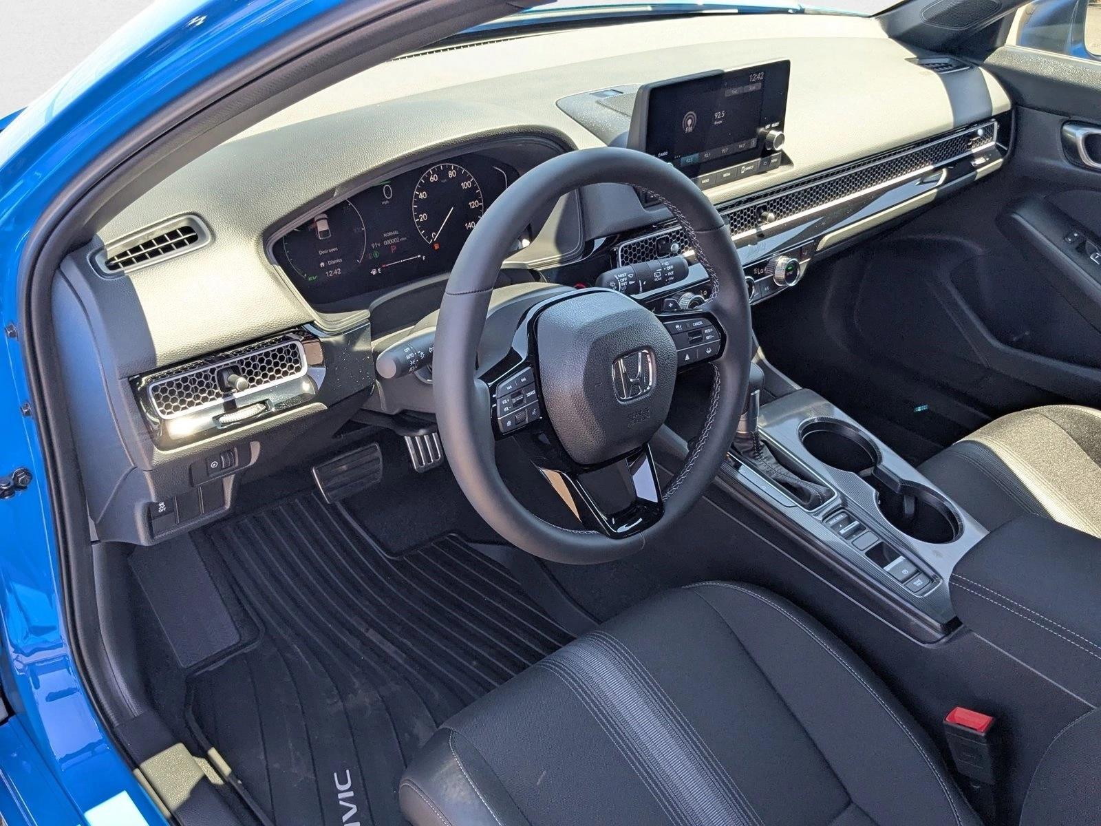 2026 Honda Civic Hatchback Hybrid Sport photo 3