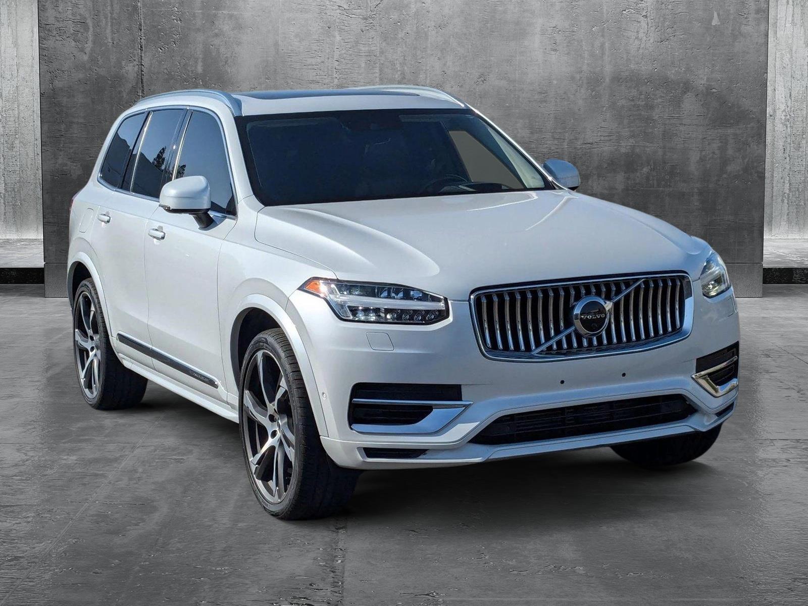 2020 Volvo XC90 T8 Inscription photo 3