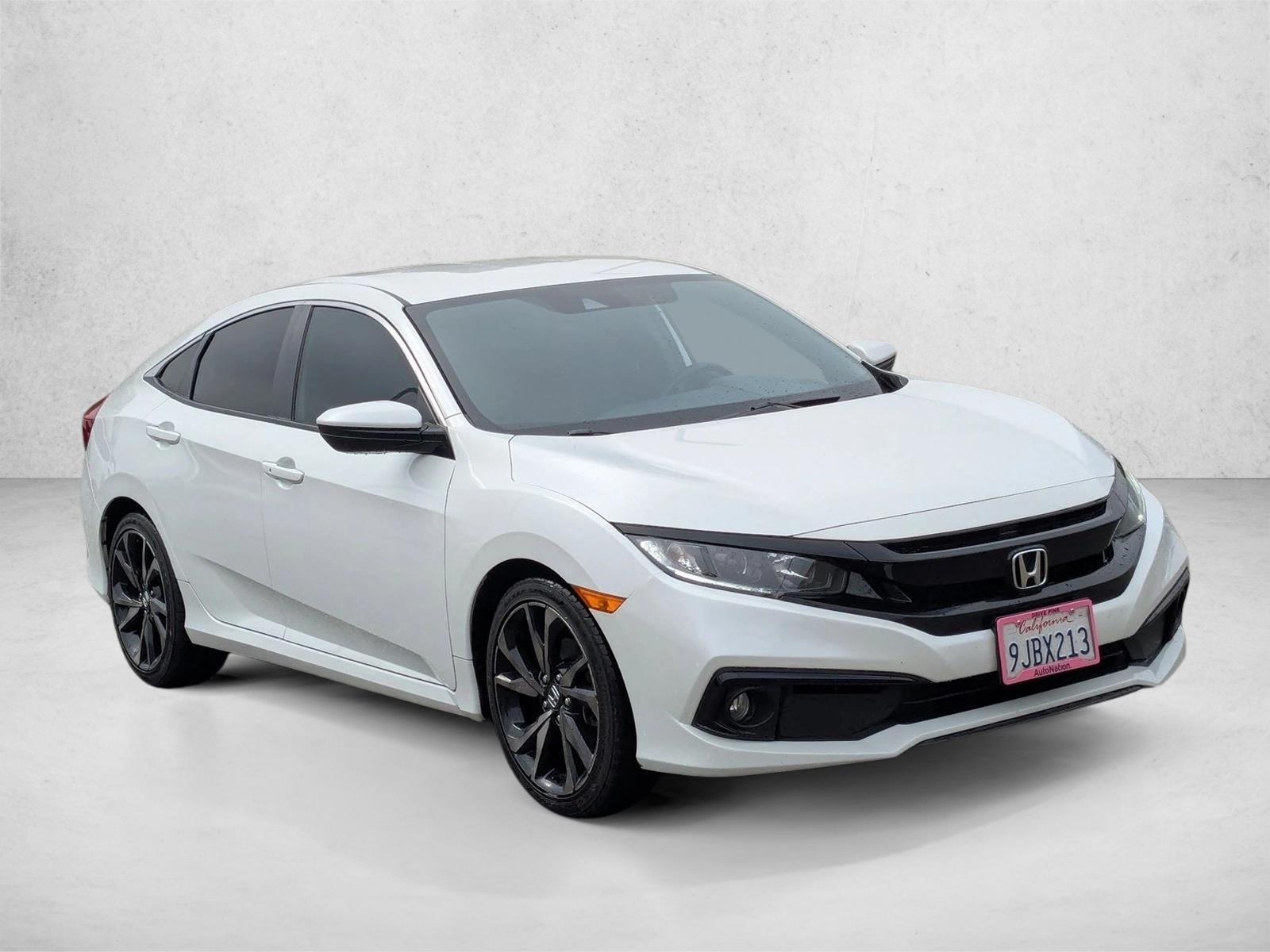 2019 Honda Civic Sport photo 3