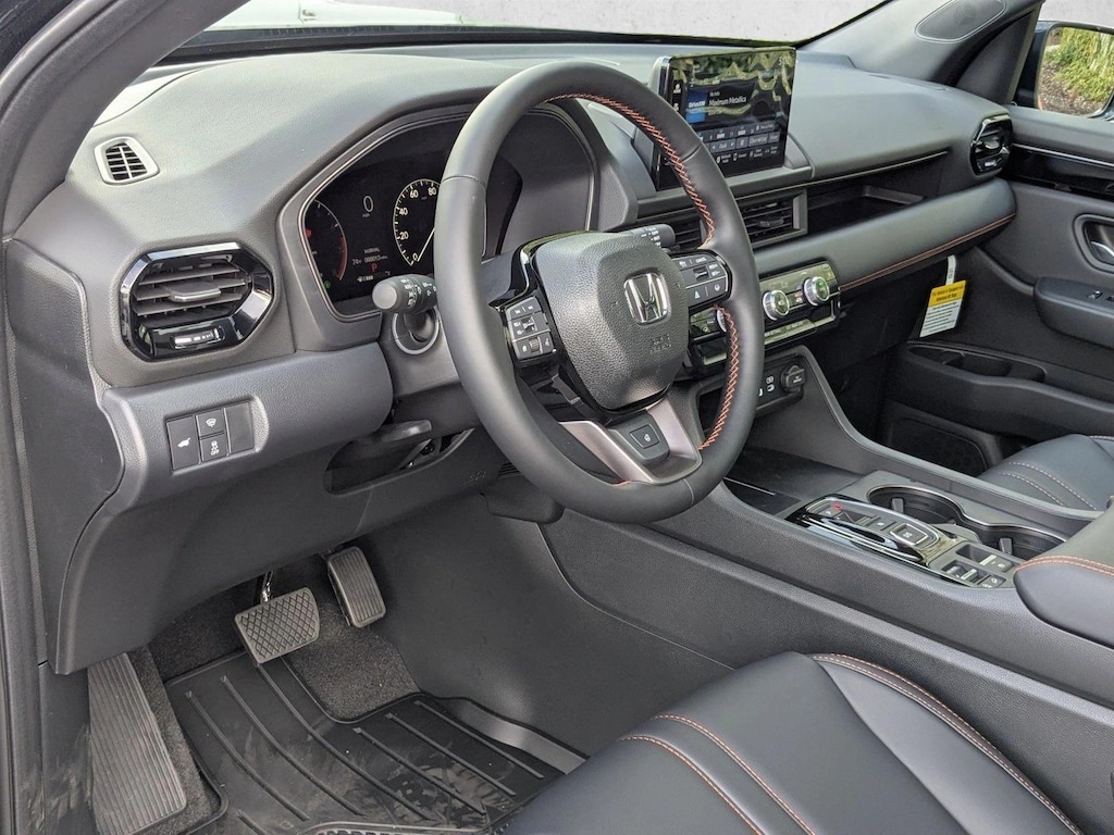 New 2025 Honda Pilot TrailSport SUV