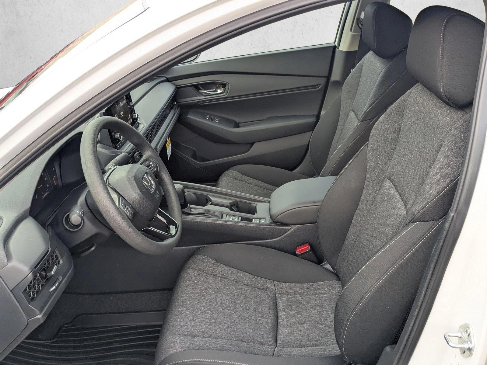 2025 Honda Accord SE photo 4