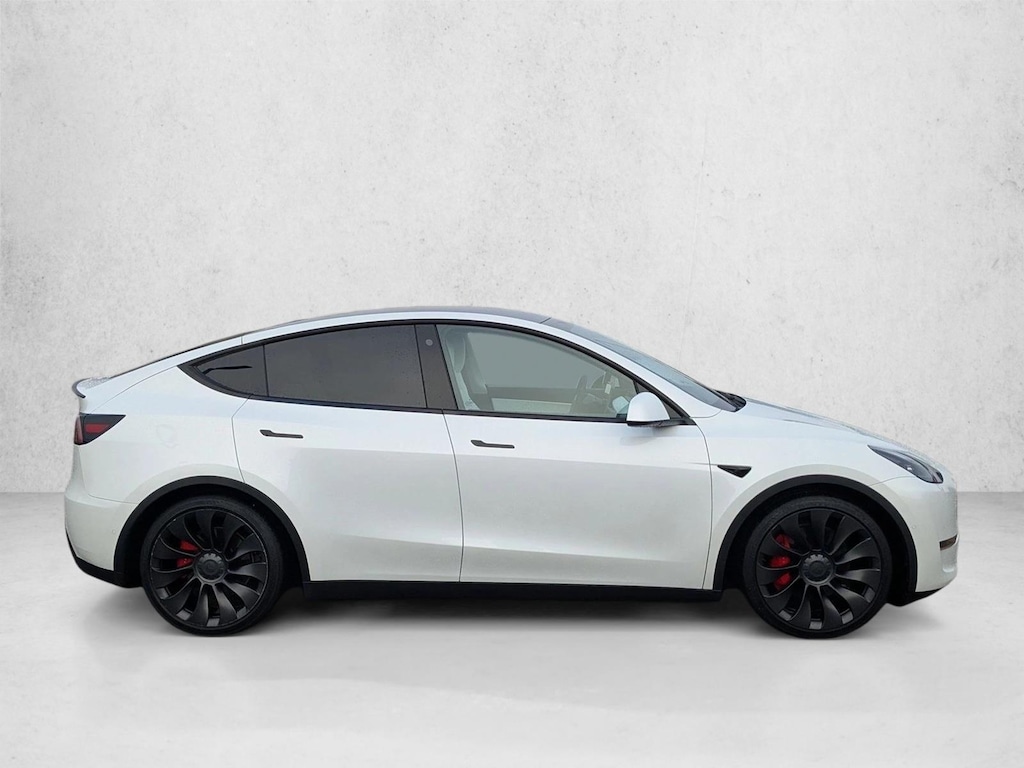 Used 2022 Tesla Model Y Performance SUV