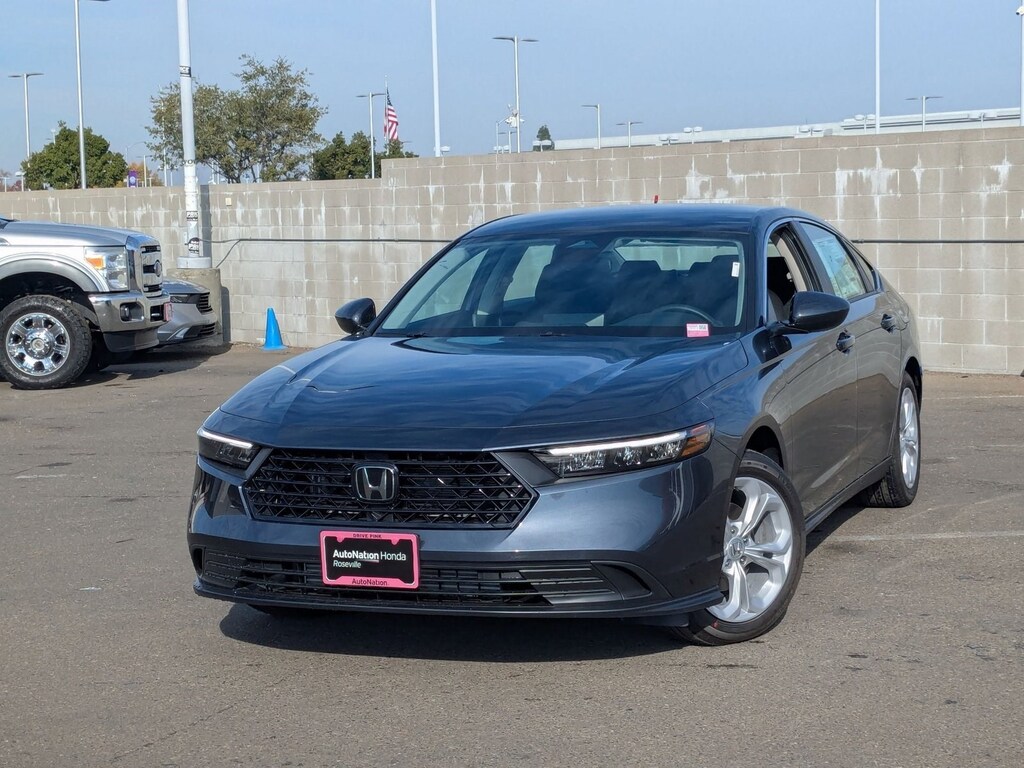 New 2025 Honda Accord LX Sedan
