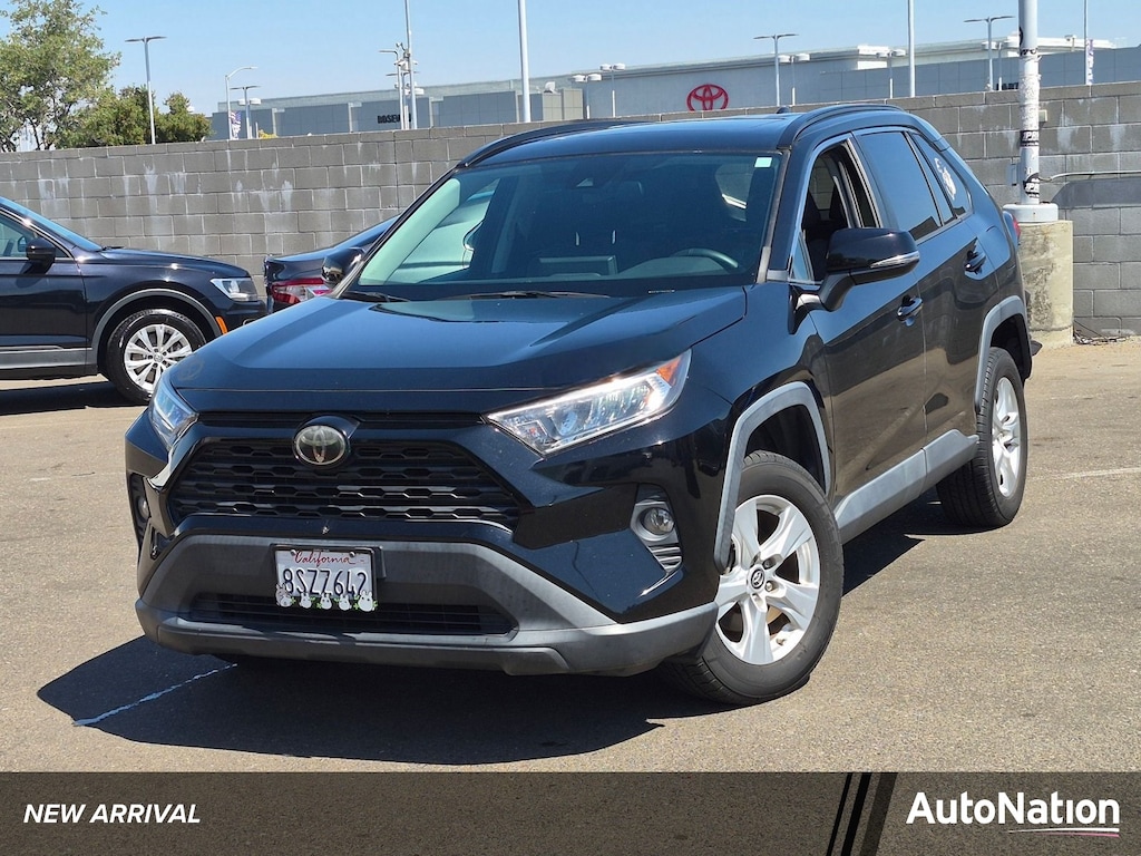 Used 2019 Toyota RAV4 XLE SUV