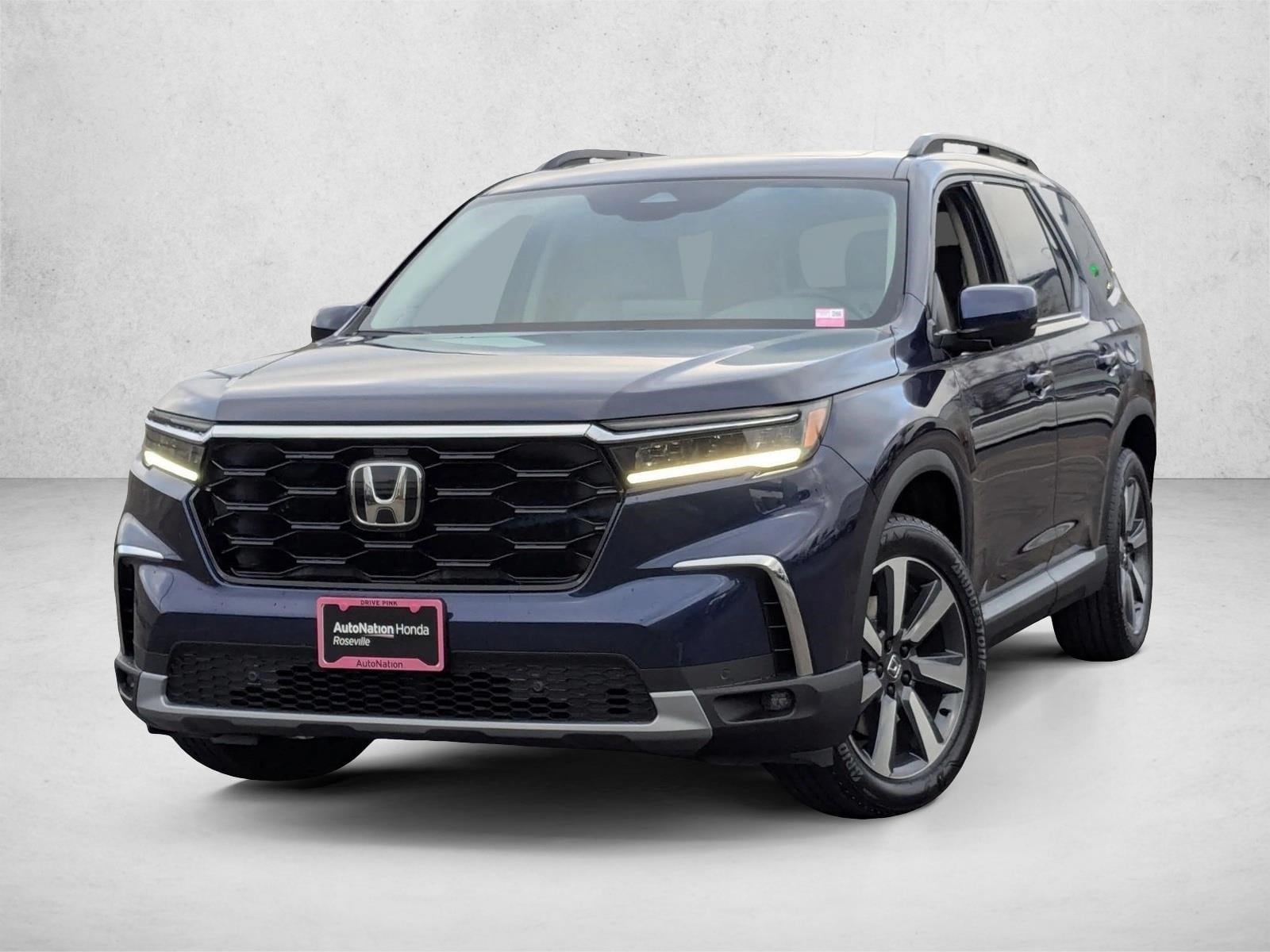 2025 Honda Pilot Touring's photo