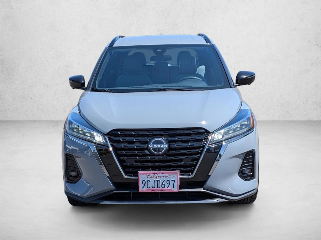 Used 2022 Nissan Kicks SR SUV