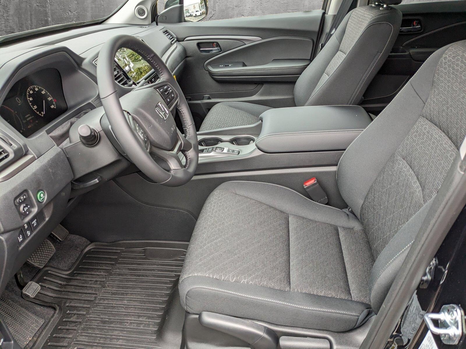 2024 Honda Ridgeline Sport photo 4