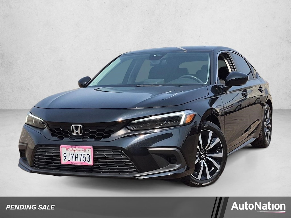 Used 2024 Honda Civic EX-L Hatchback