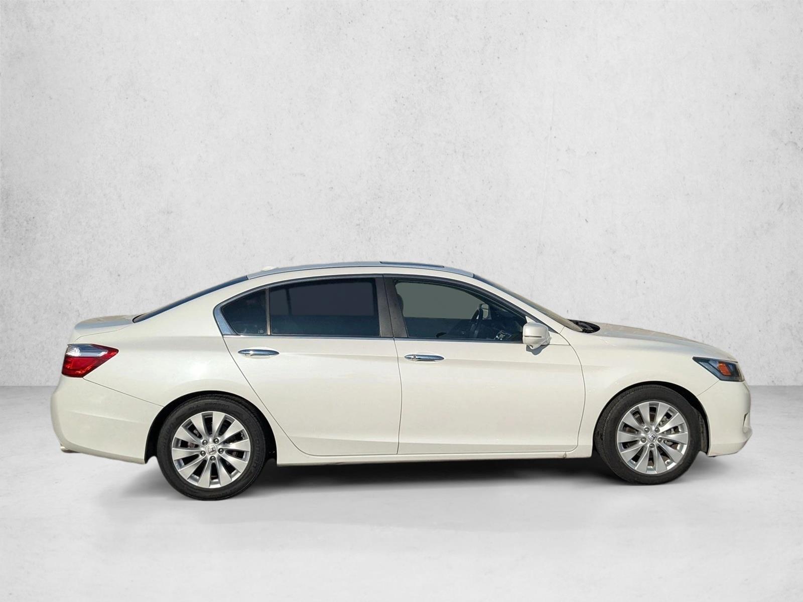 2014 Honda Accord EX-L photo 4