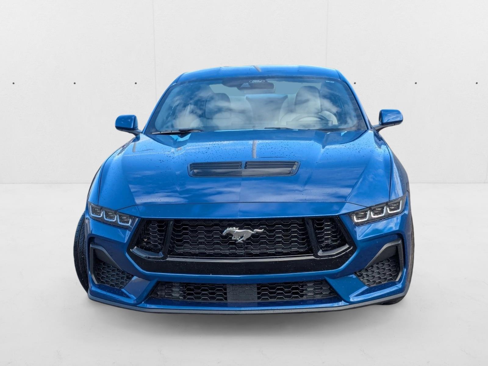 2024 Ford Mustang GT photo 2