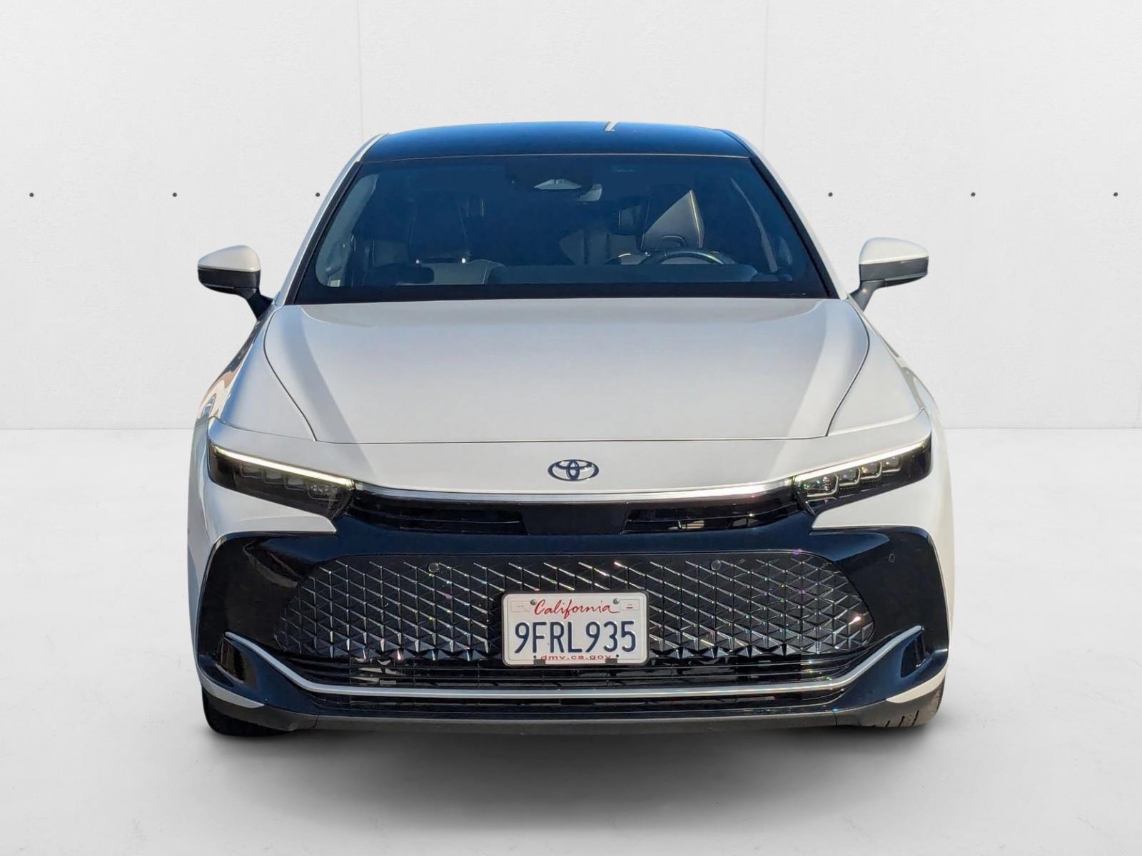 2023 Toyota Crown Limited photo 2