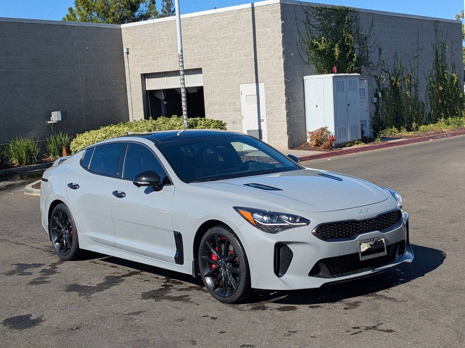 2022 Kia Stinger GT2 photo 2