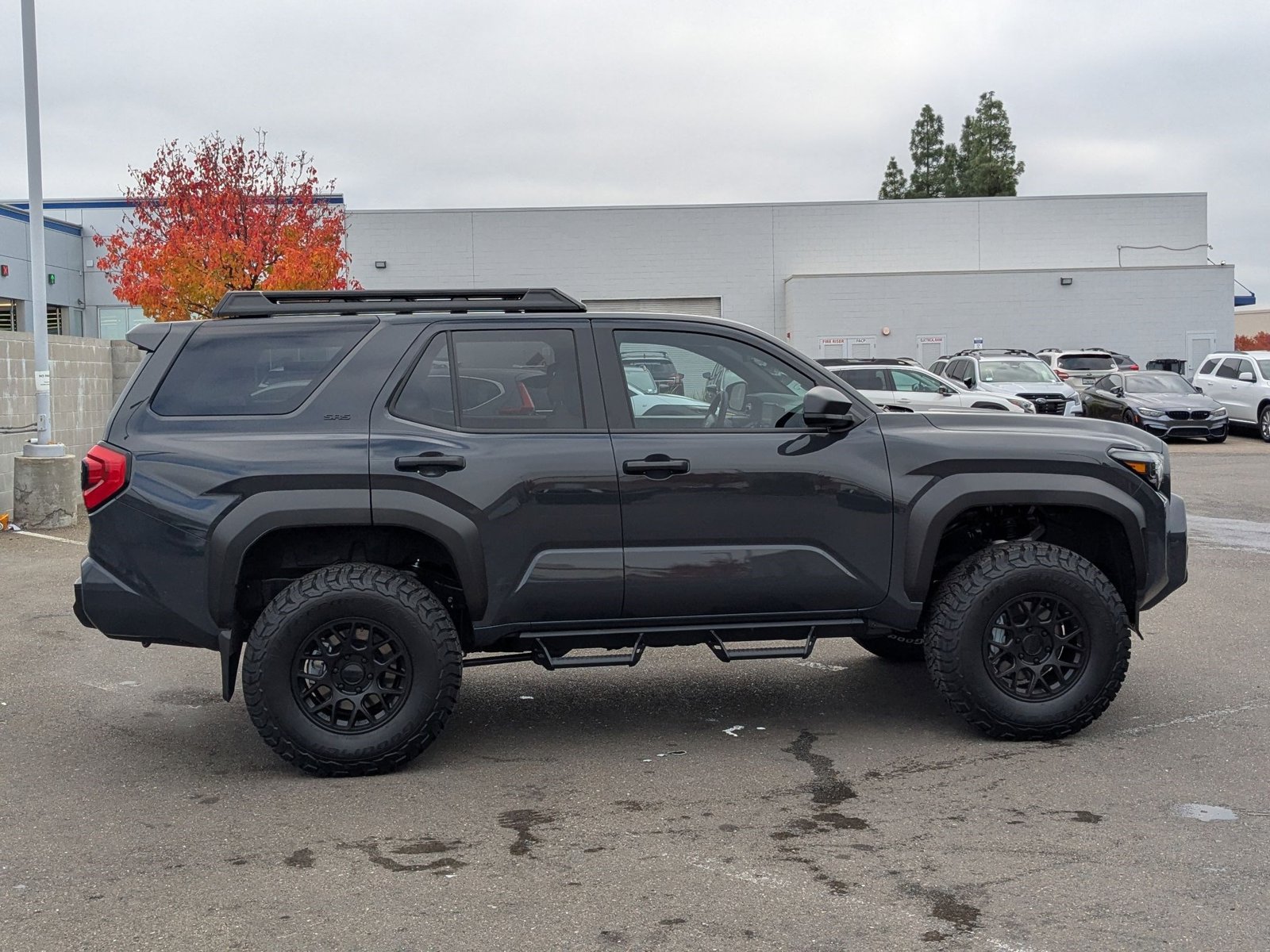 2025 Toyota 4Runner SR5 photo 4