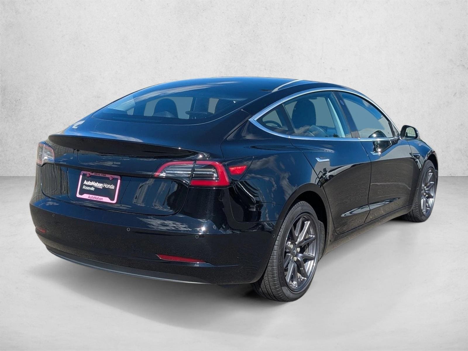 2019 Tesla Model 3 Mid Range photo 4