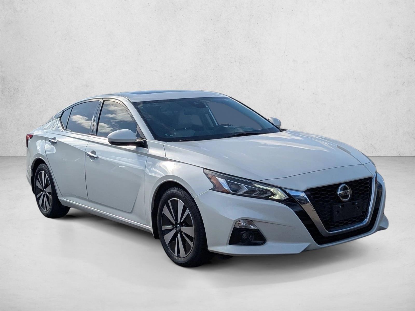 2019 Nissan Altima 2.5 SV photo 3