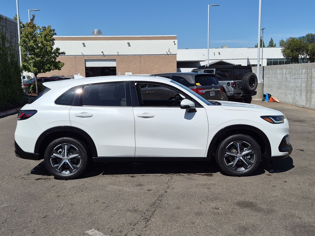 Used 2024 Honda HR-V EX-L w/BSI SUV