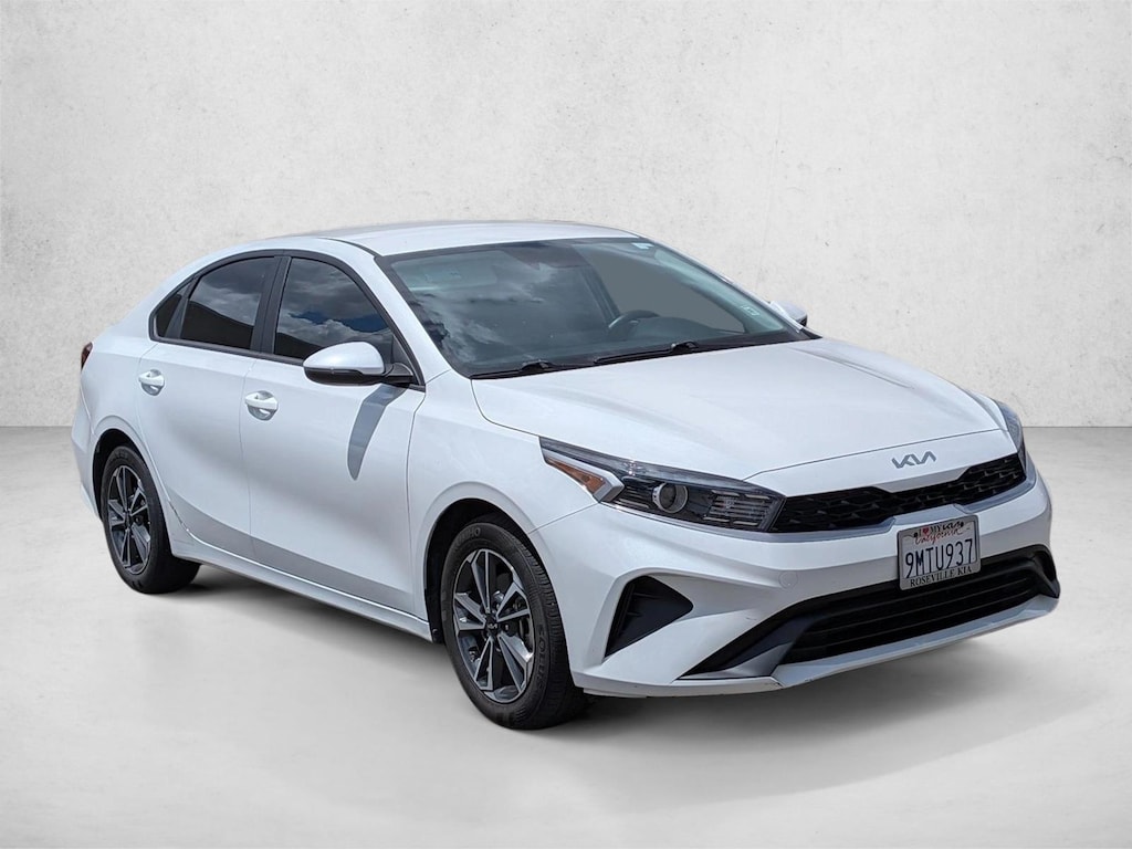 Used 2024 Kia Forte LXS Sedan